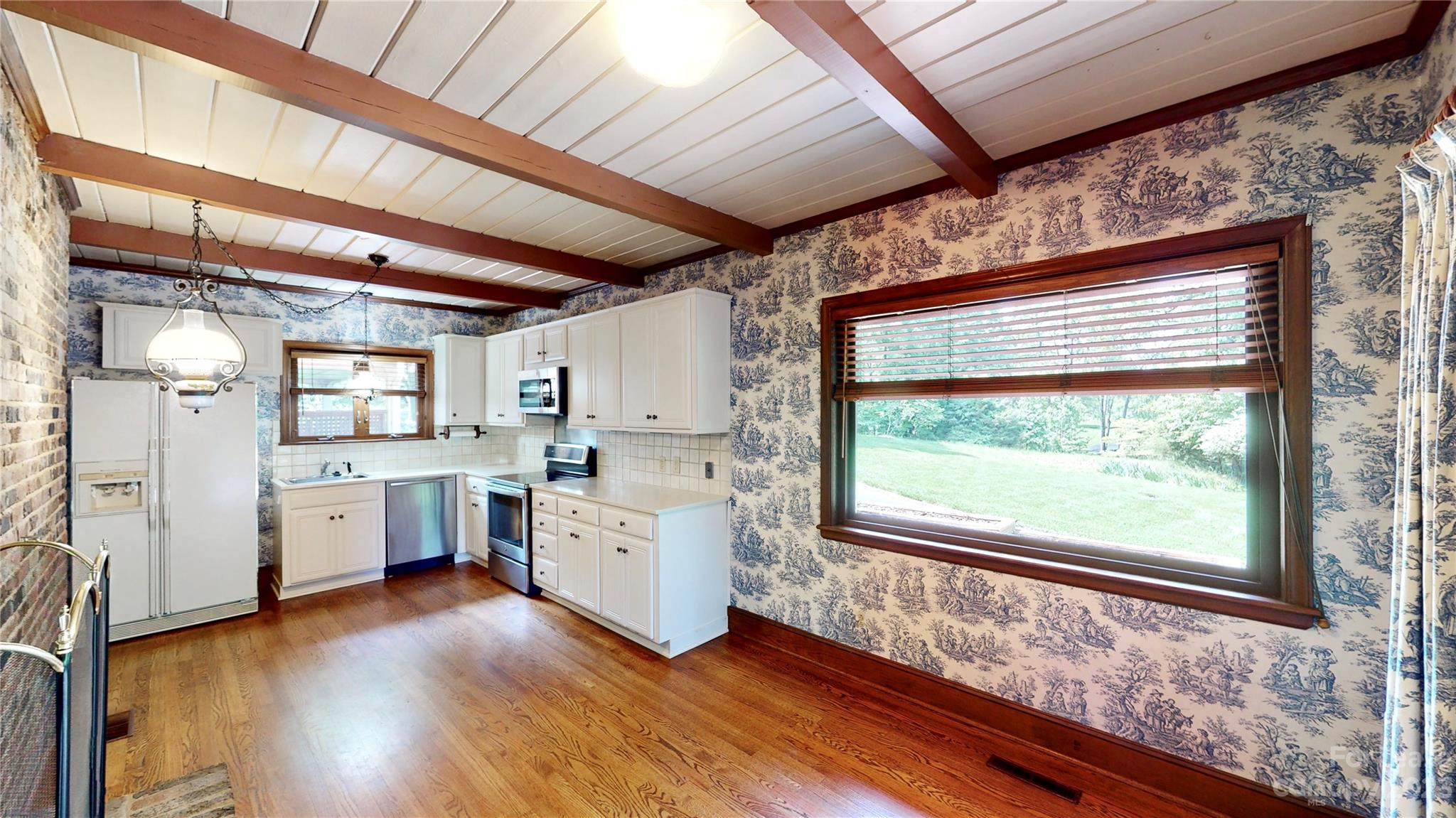 Carmel Country Club - Residential Lease