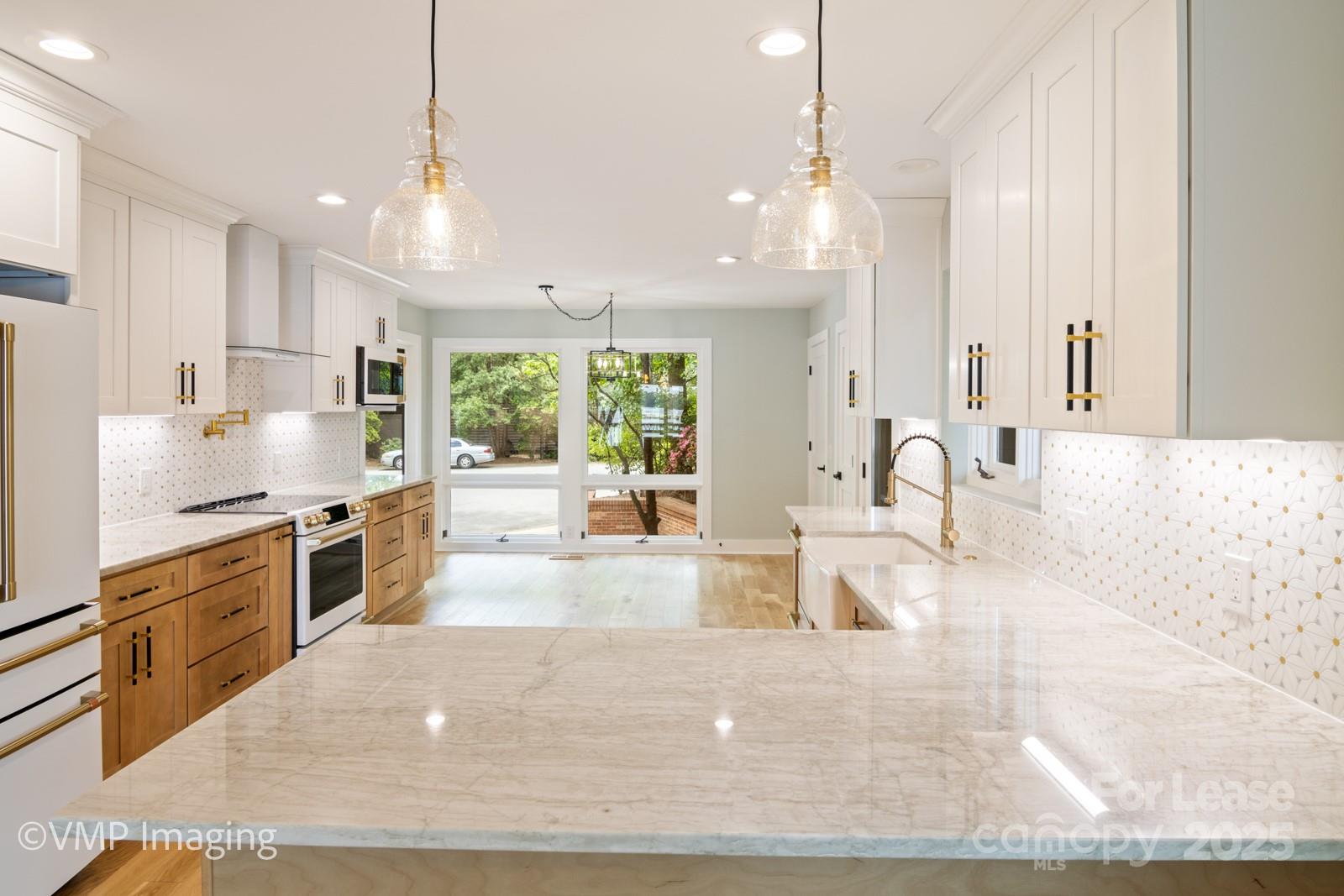 Spinnaker Cove - Residential Lease