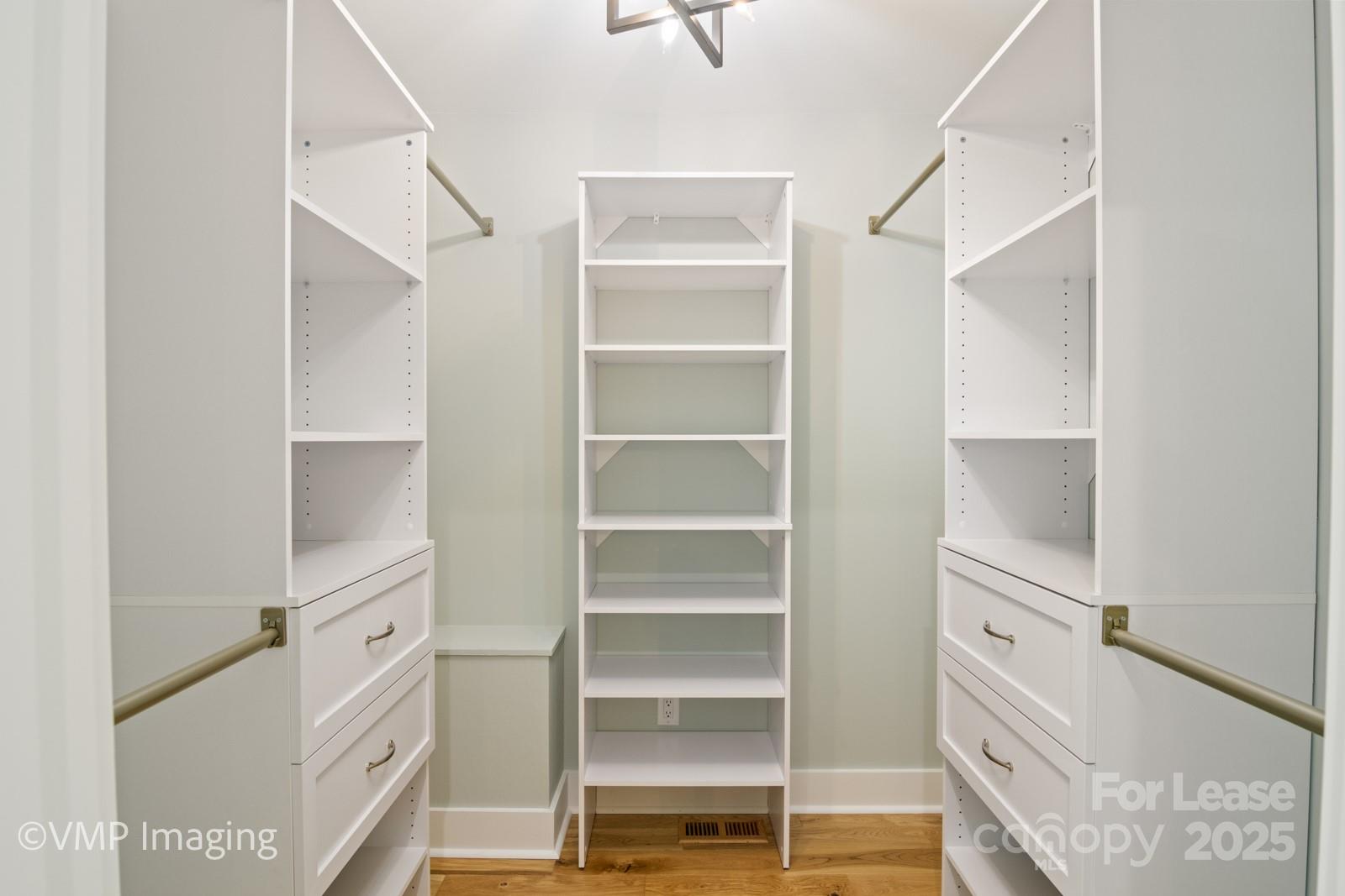 Spinnaker Cove - Residential Lease