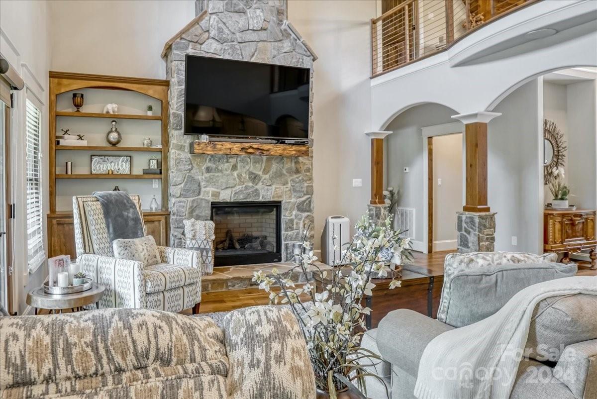 Jacobs Woods - Residential