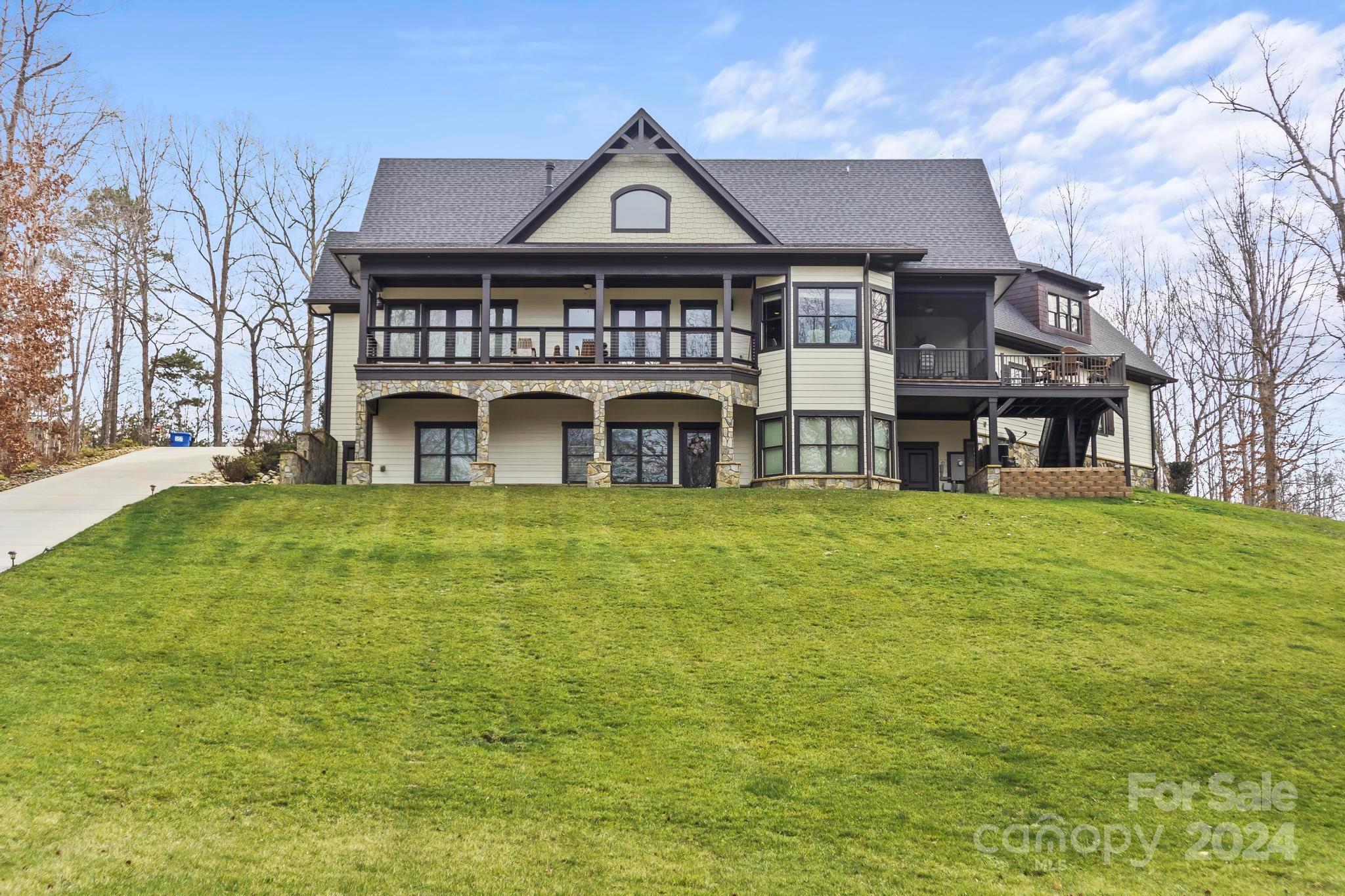 Jacobs Woods - Residential