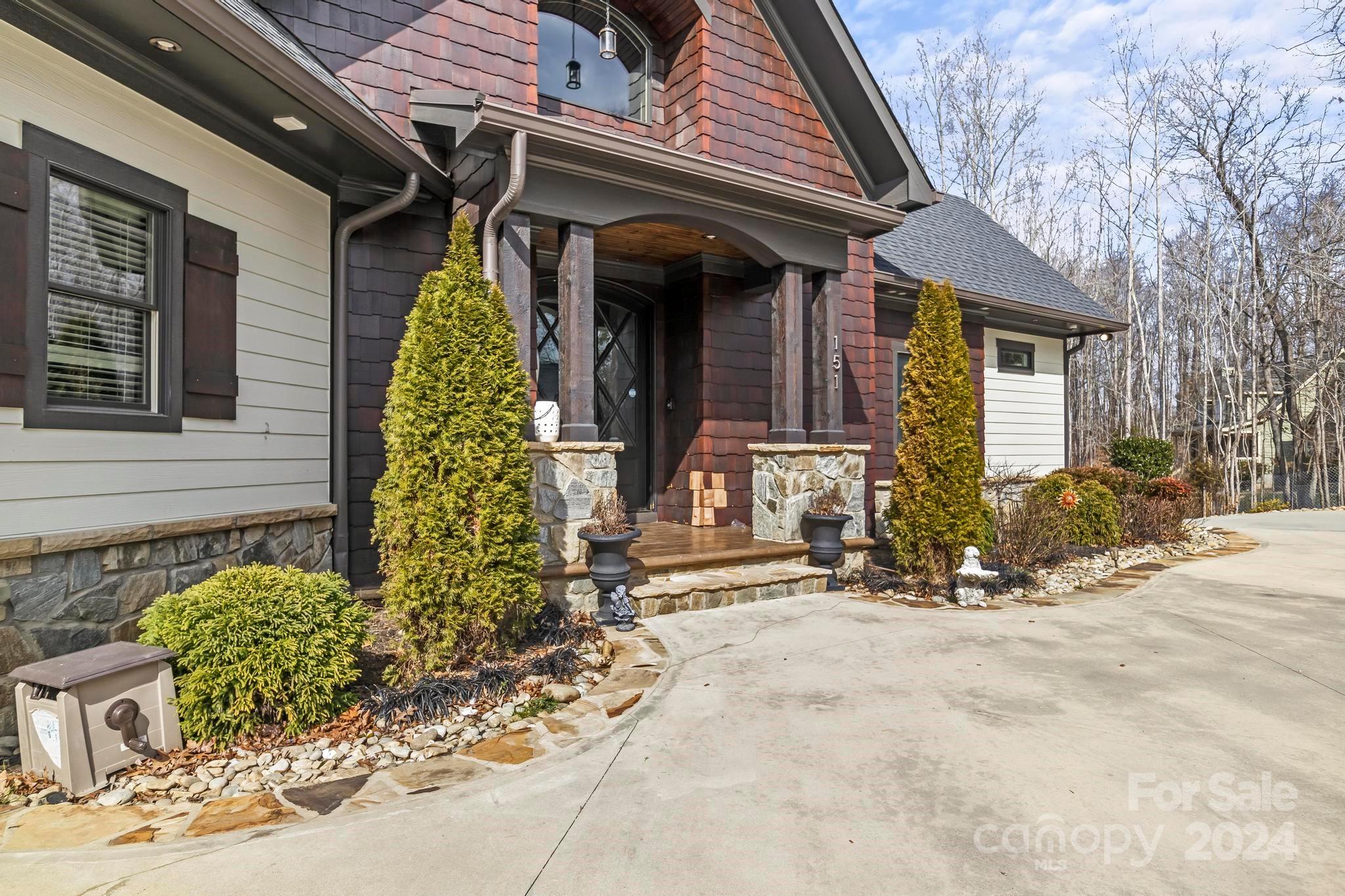 Jacobs Woods - Residential