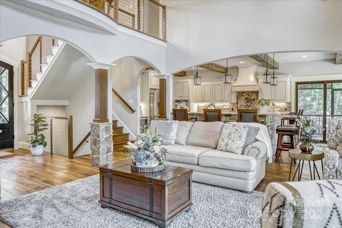 Jacobs Woods - Residential