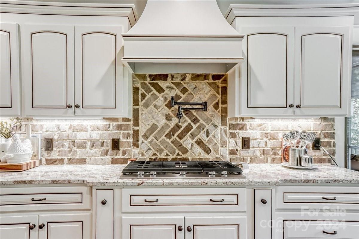 Jacobs Woods - Residential