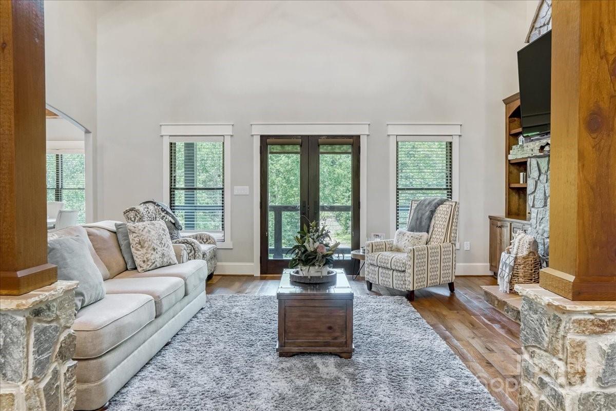 Jacobs Woods - Residential