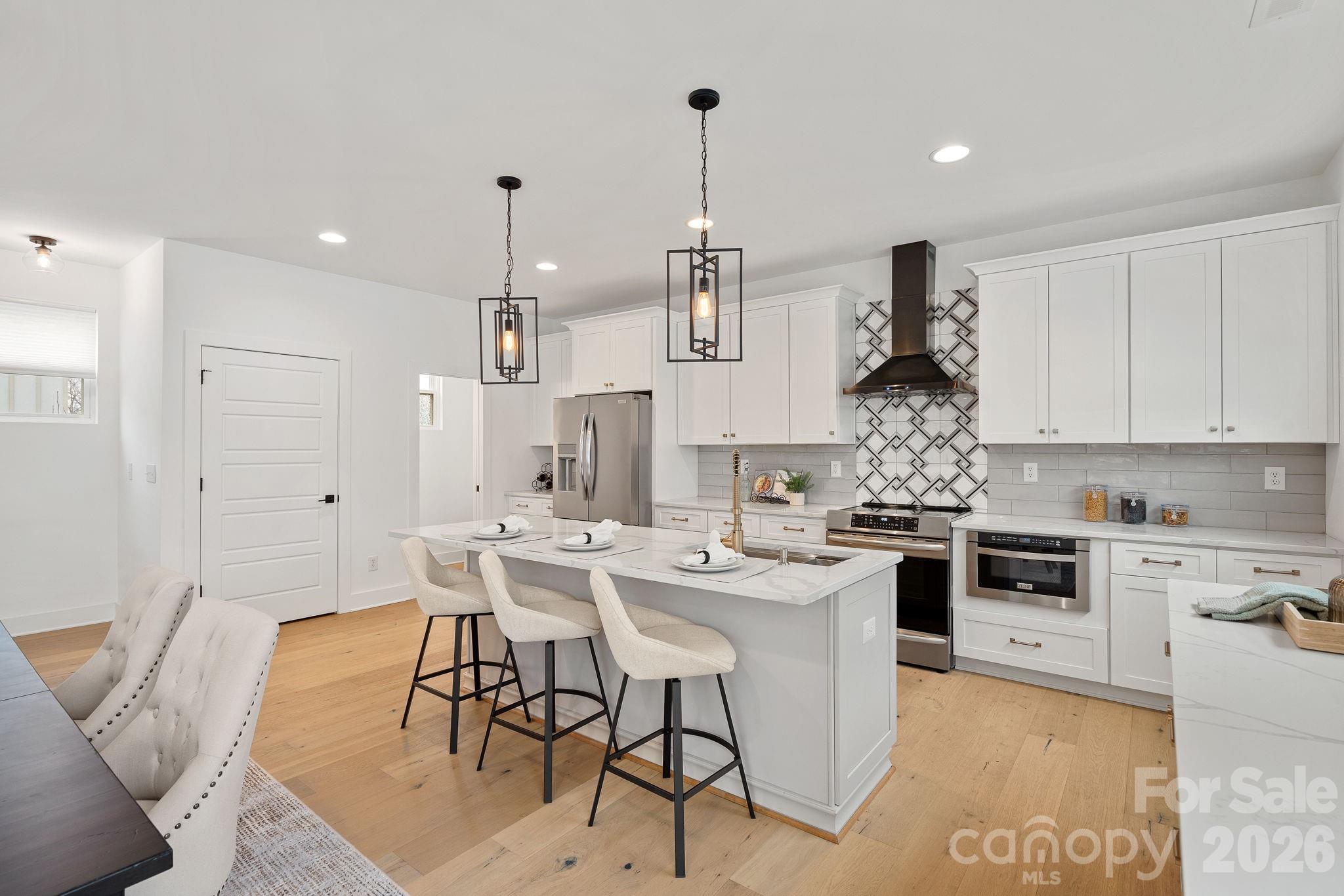 306 Wesley Heights Way