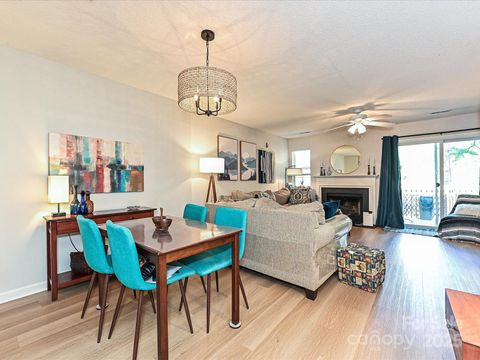 9305 Four Mile Creek Road Charlotte NC 28277
