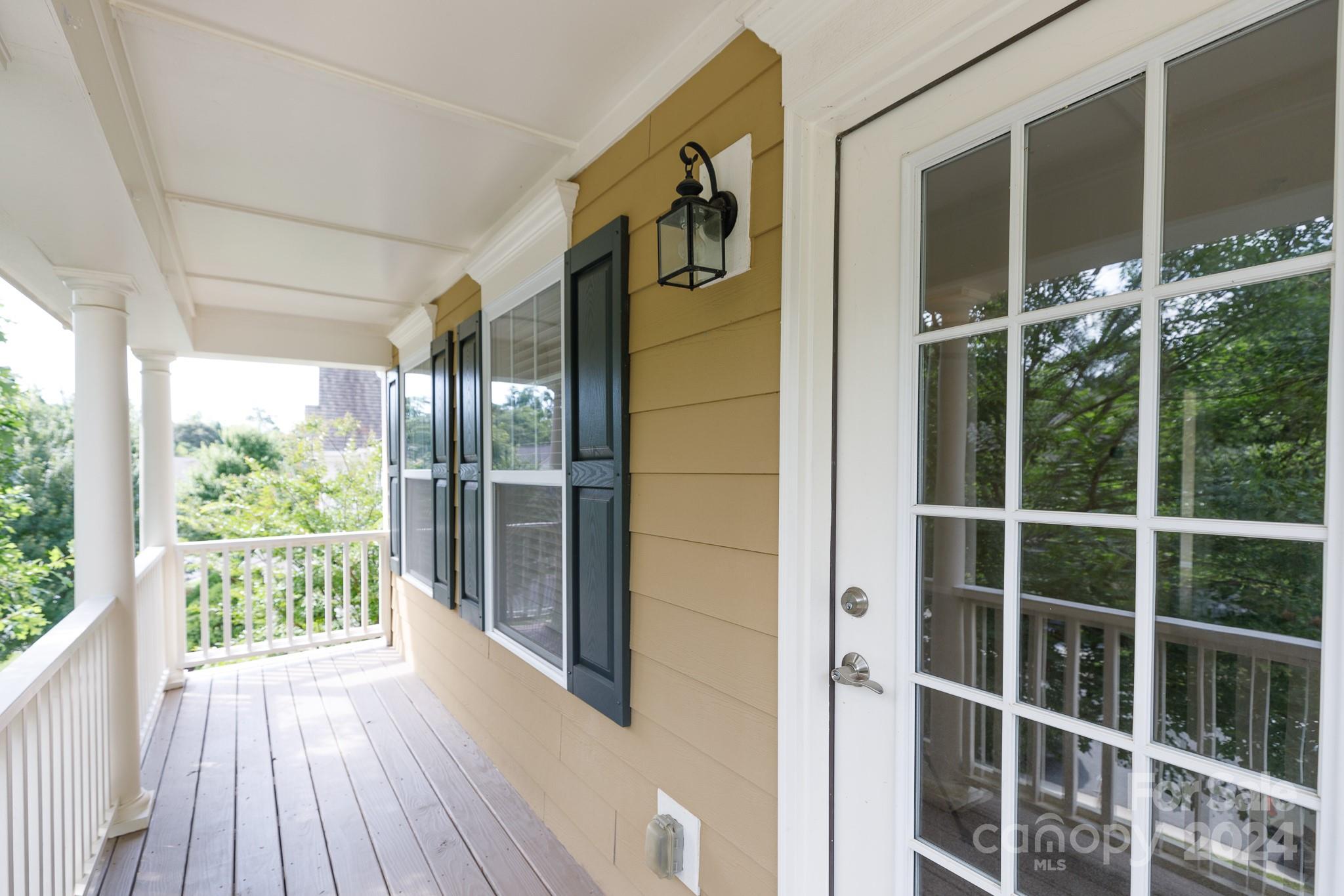 Lake Ridge - Residential