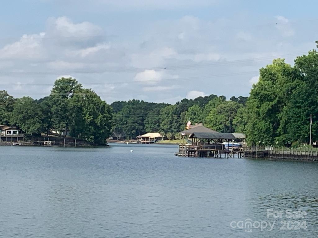 Lake Ridge - Residential