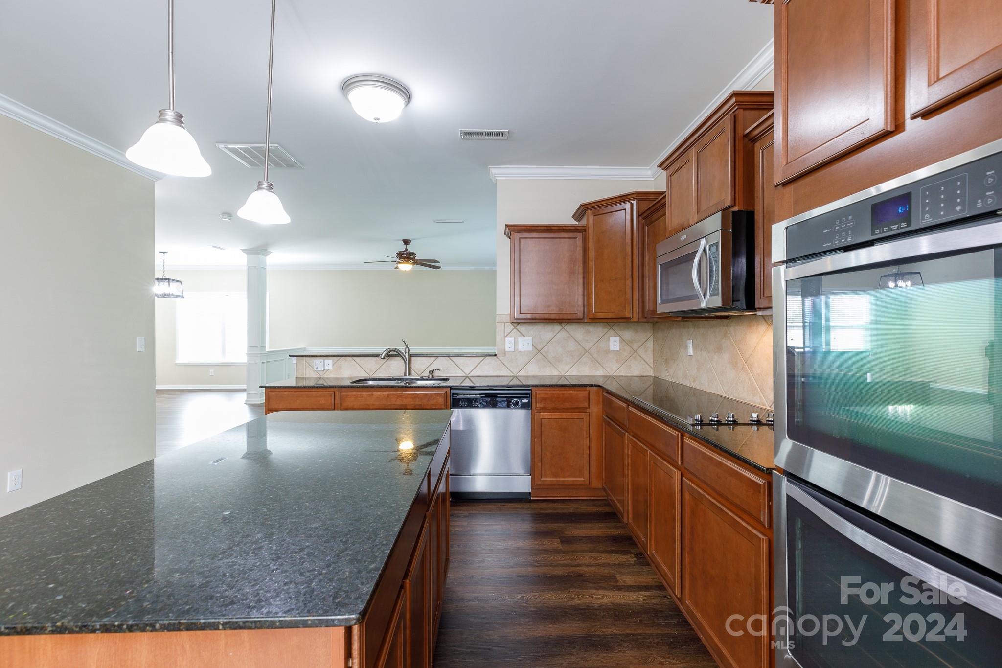 Lake Ridge - Residential