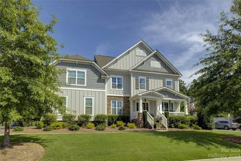 Photo of 10327 Winyah Bay Lane, Charlotte, NC 28278 (MLS # 4057998)