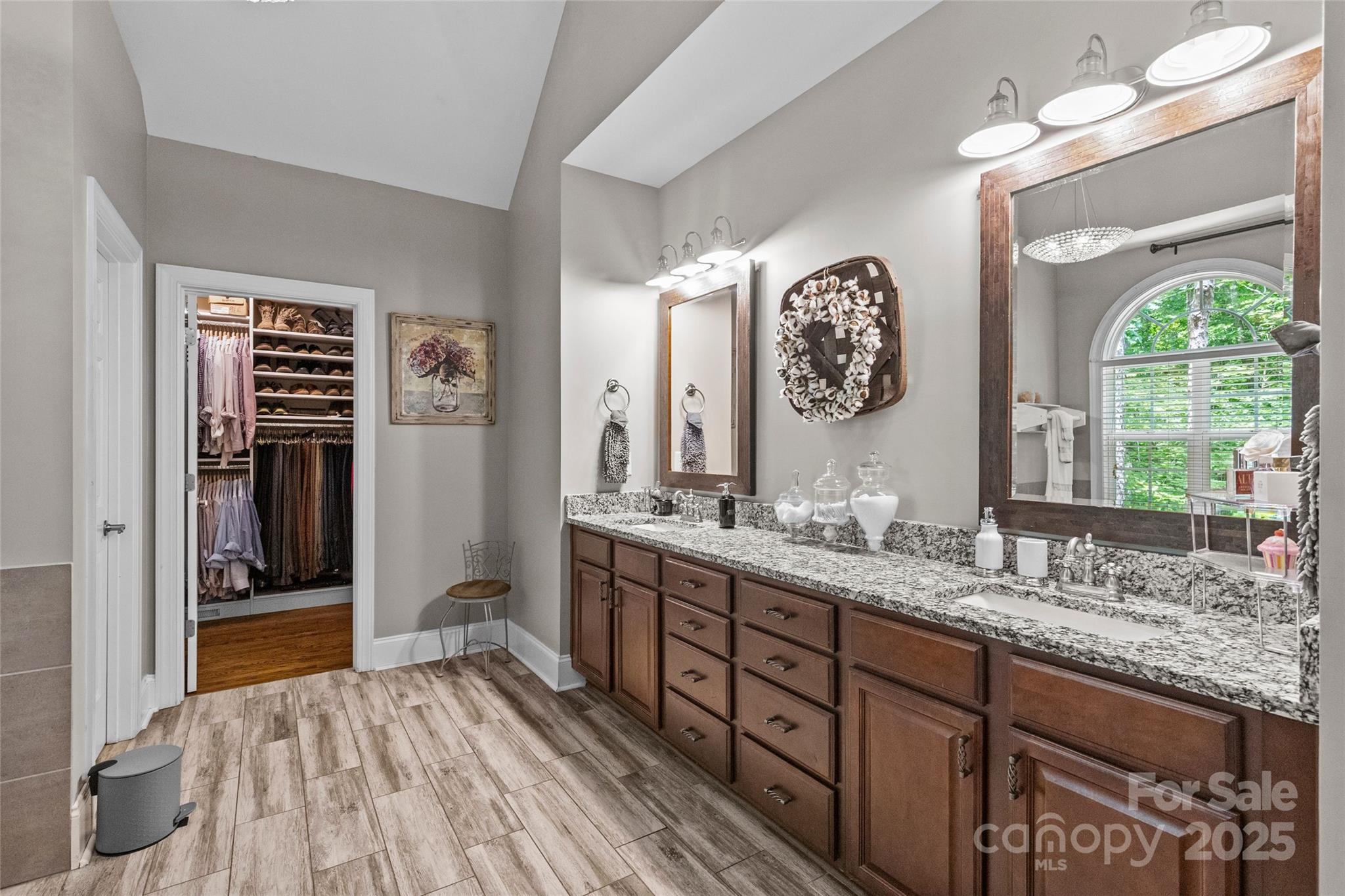 The Preserve at Forest Creek - Residential