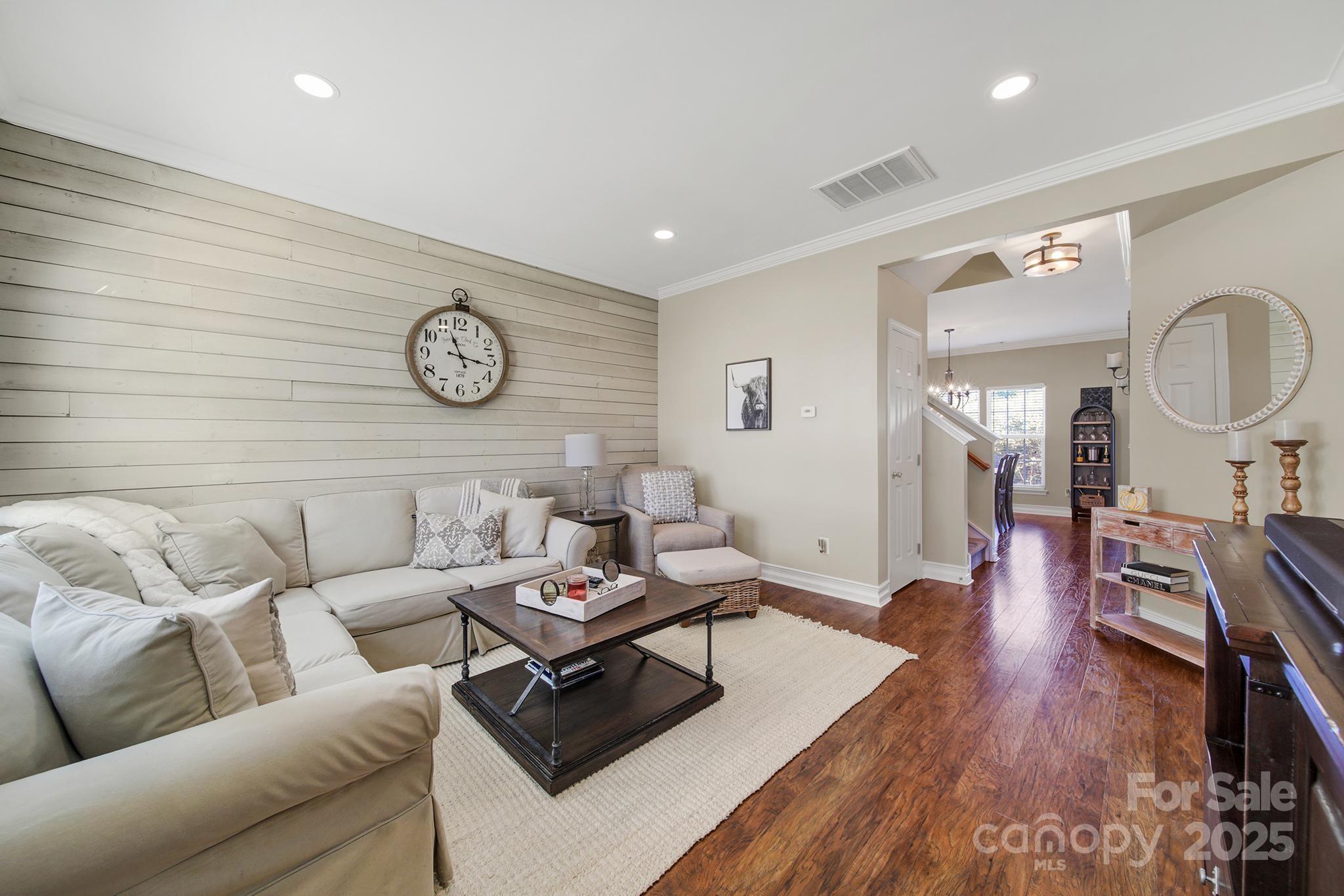 10121 Alexander Martin Avenue