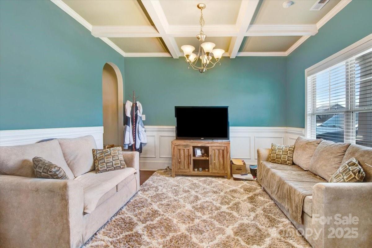 5125 Debut Avenue