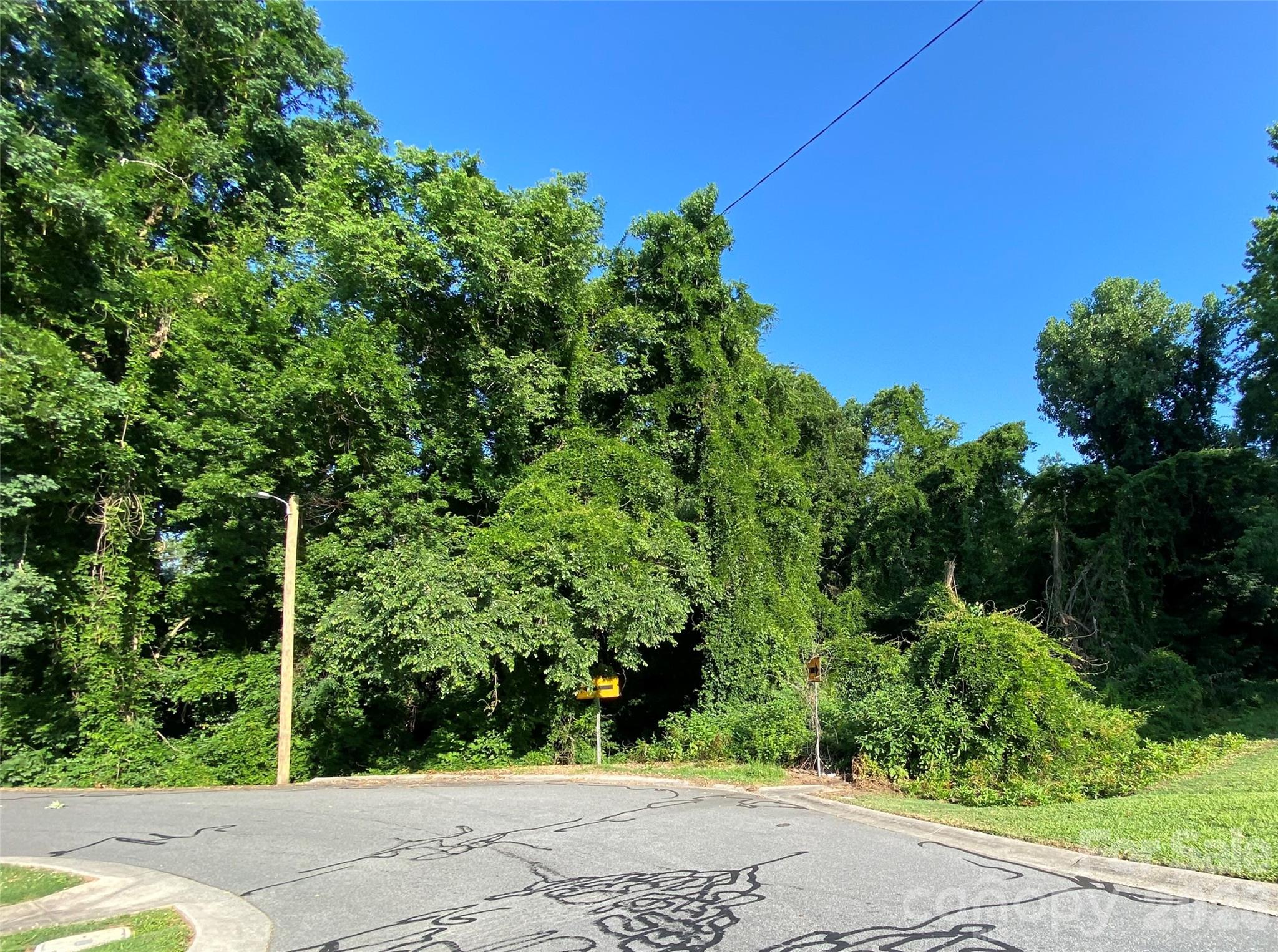 142 Paddington Drive SW
