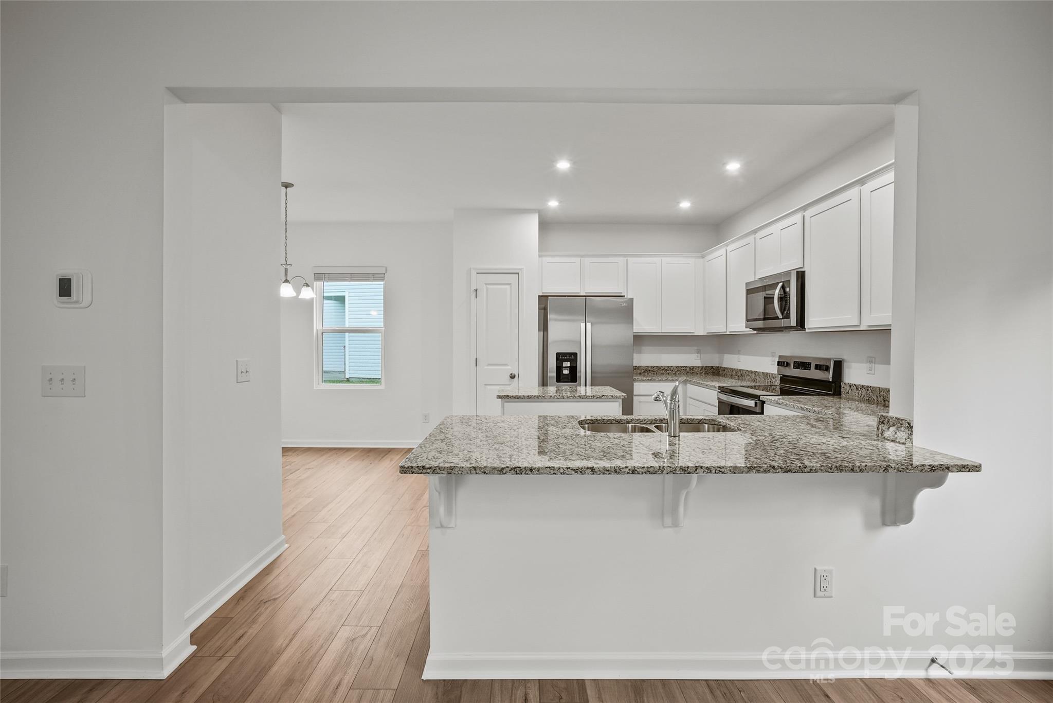 11533 Glasden Lane 526