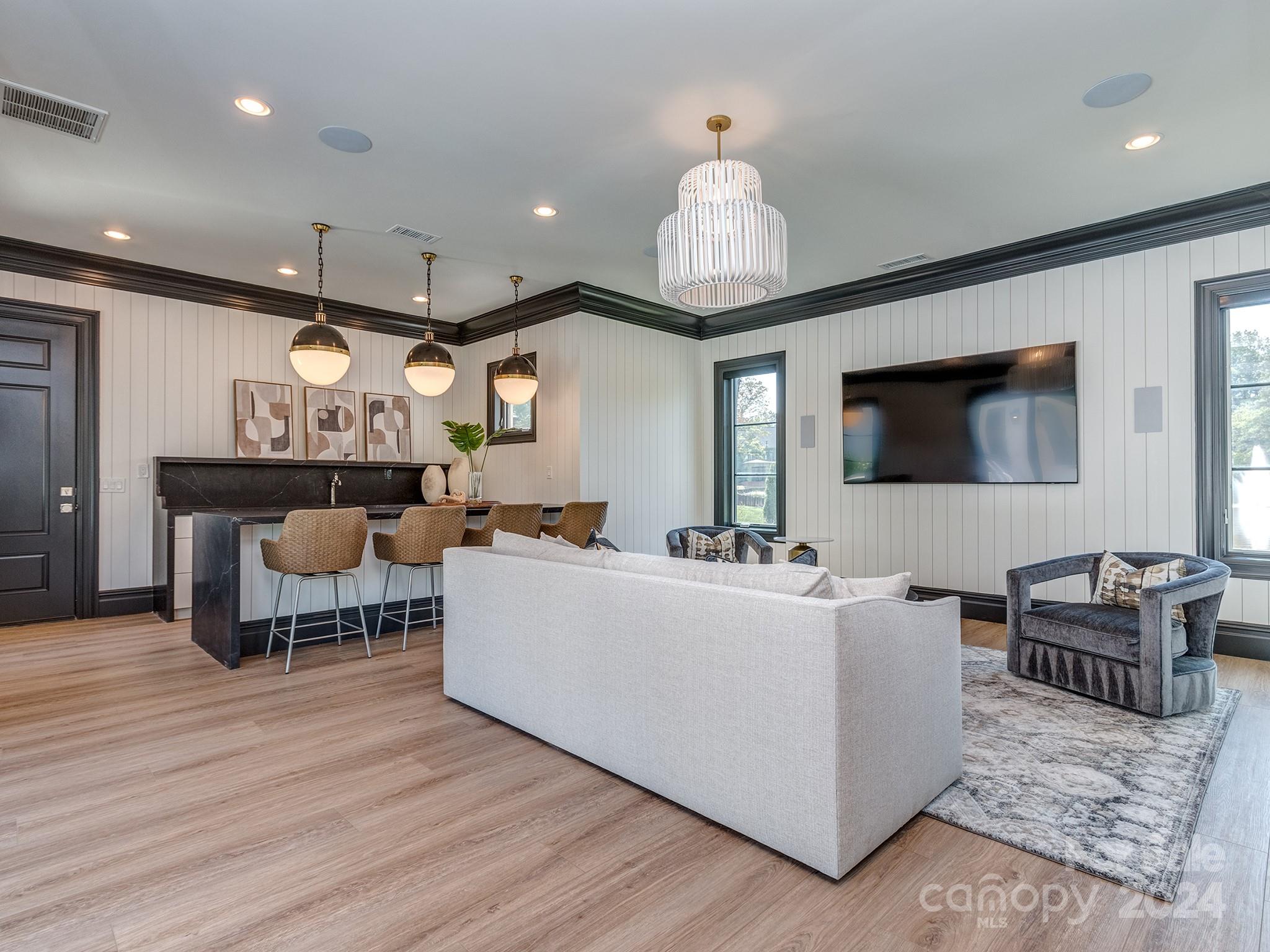 Twin Lakes - Residential