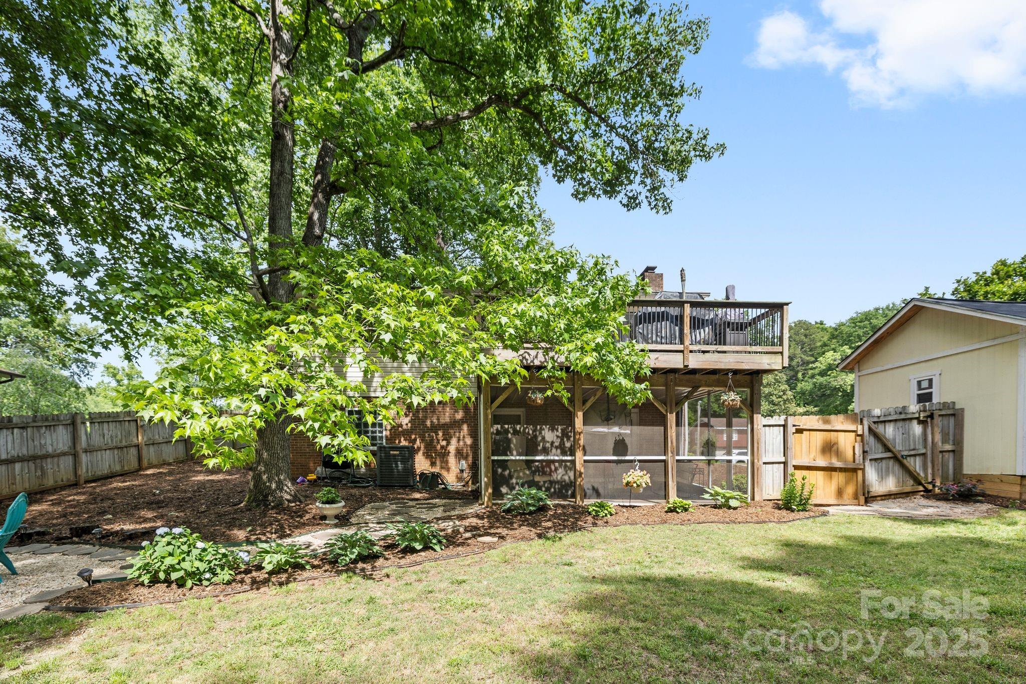 Foxwood - Residential