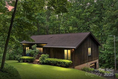 460 27th Avenue Circle NW Hickory NC 28601