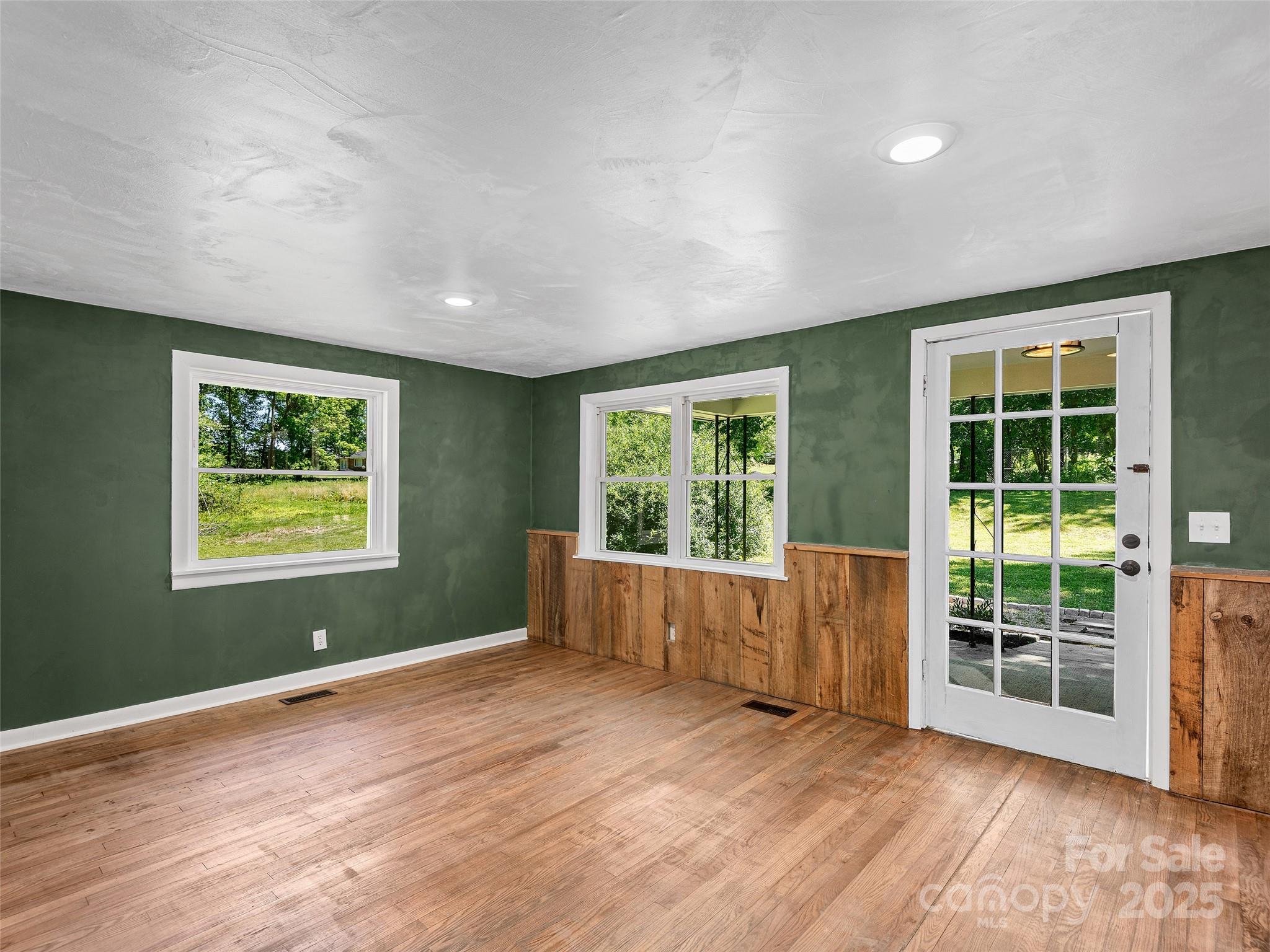 15 Burtiller Lane