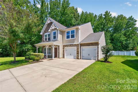 Photo of 2512 Viburnum Court, Charlotte, NC 28215 (MLS # 4412884)
