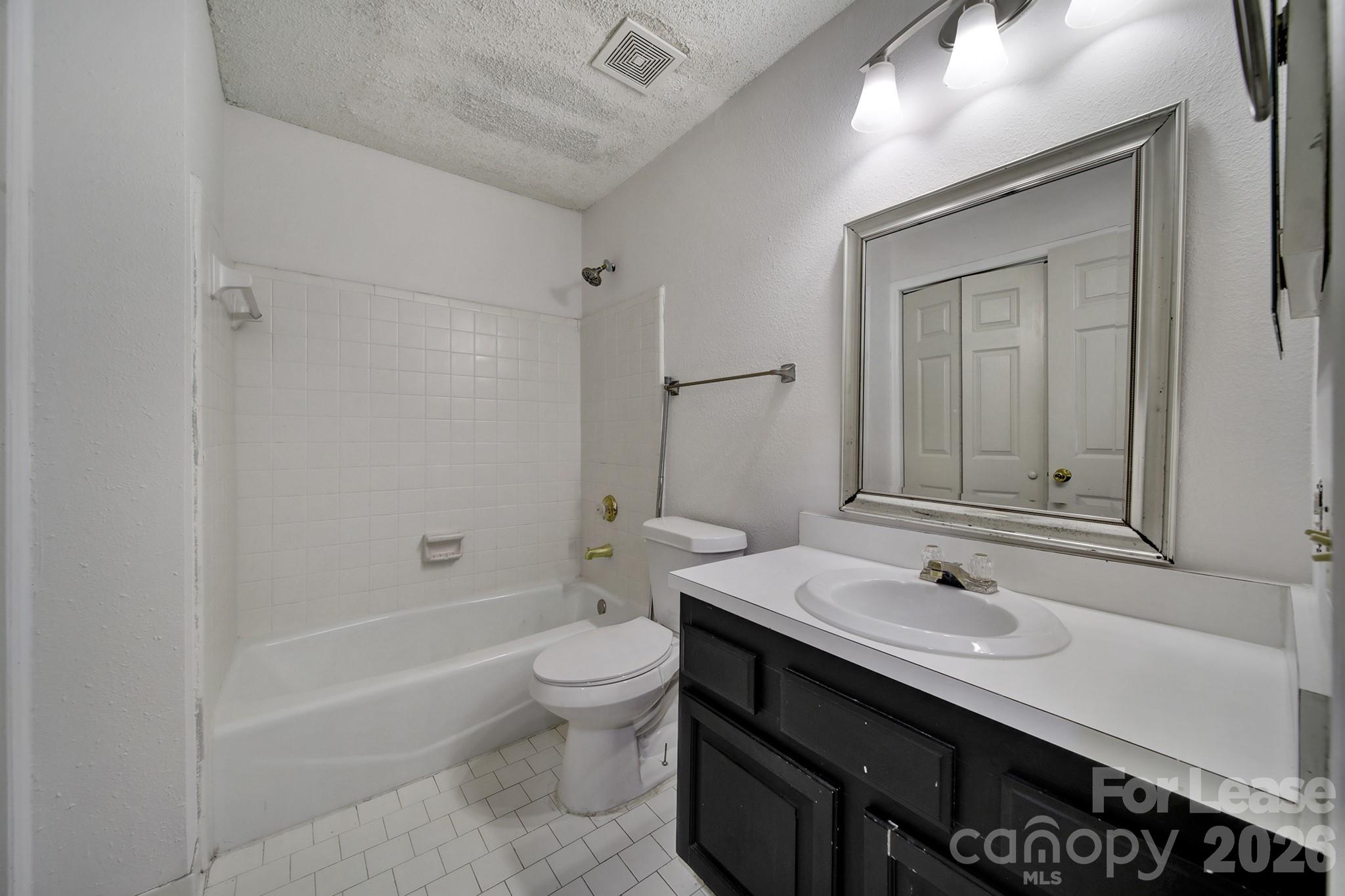 Queens Station - Residential Lease