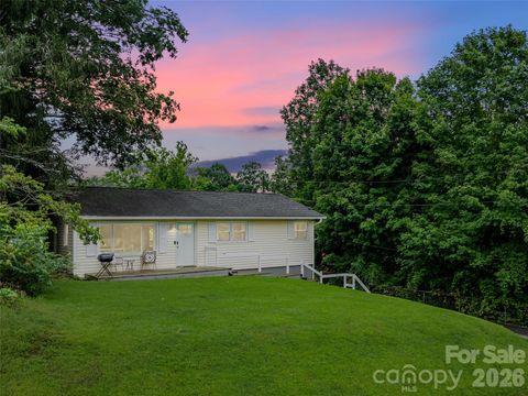 11 Oakley Dogwood Drive Asheville NC 28803
