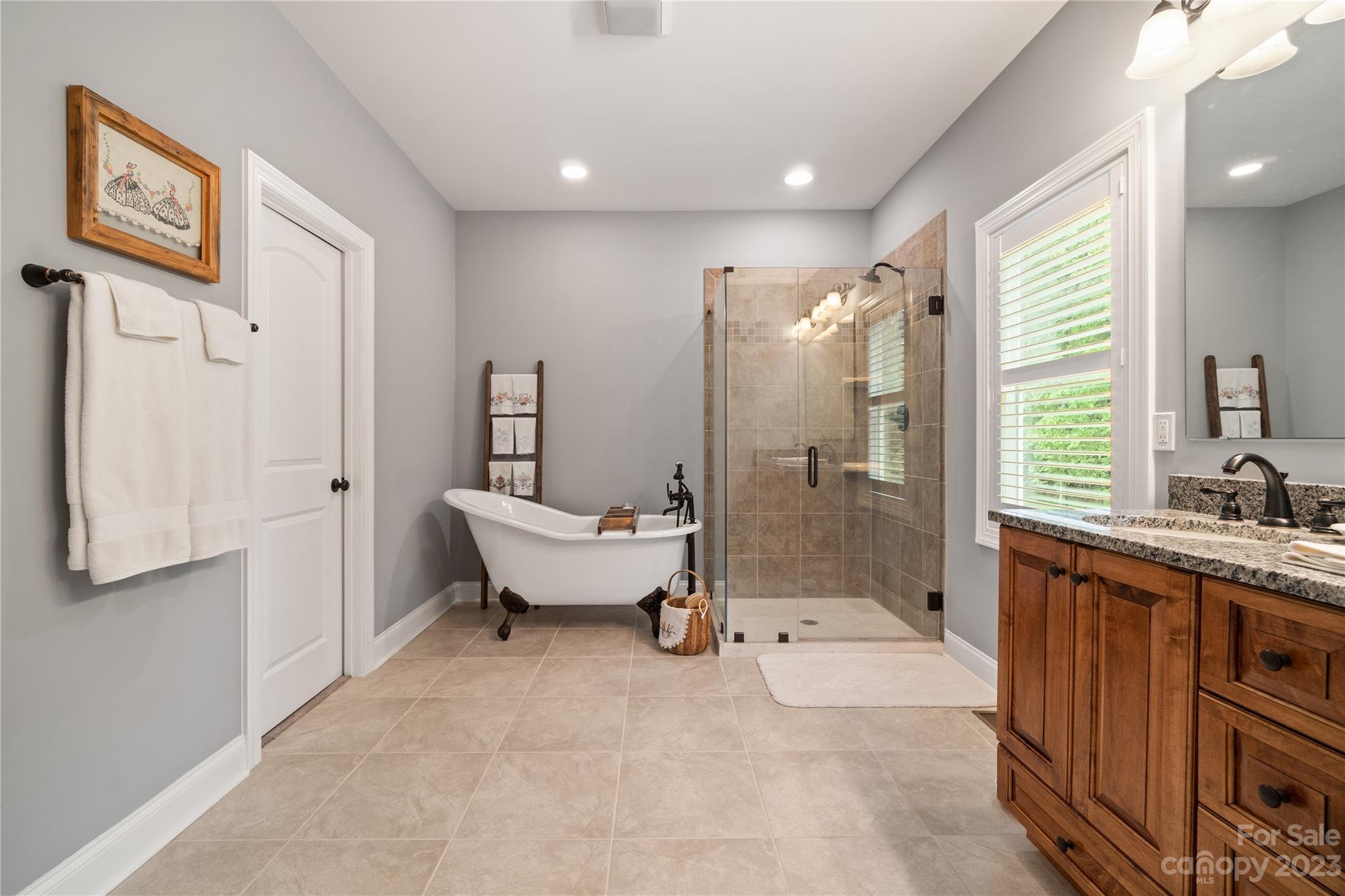 Amandine - Residential