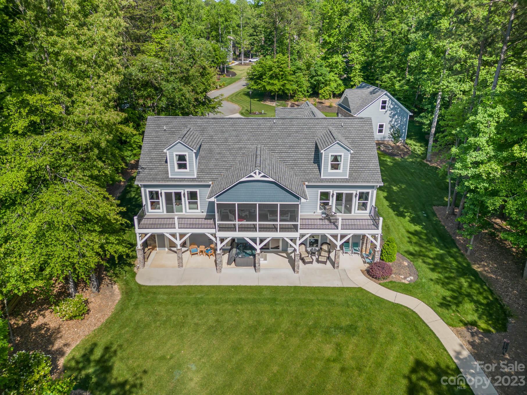 Amandine - Residential