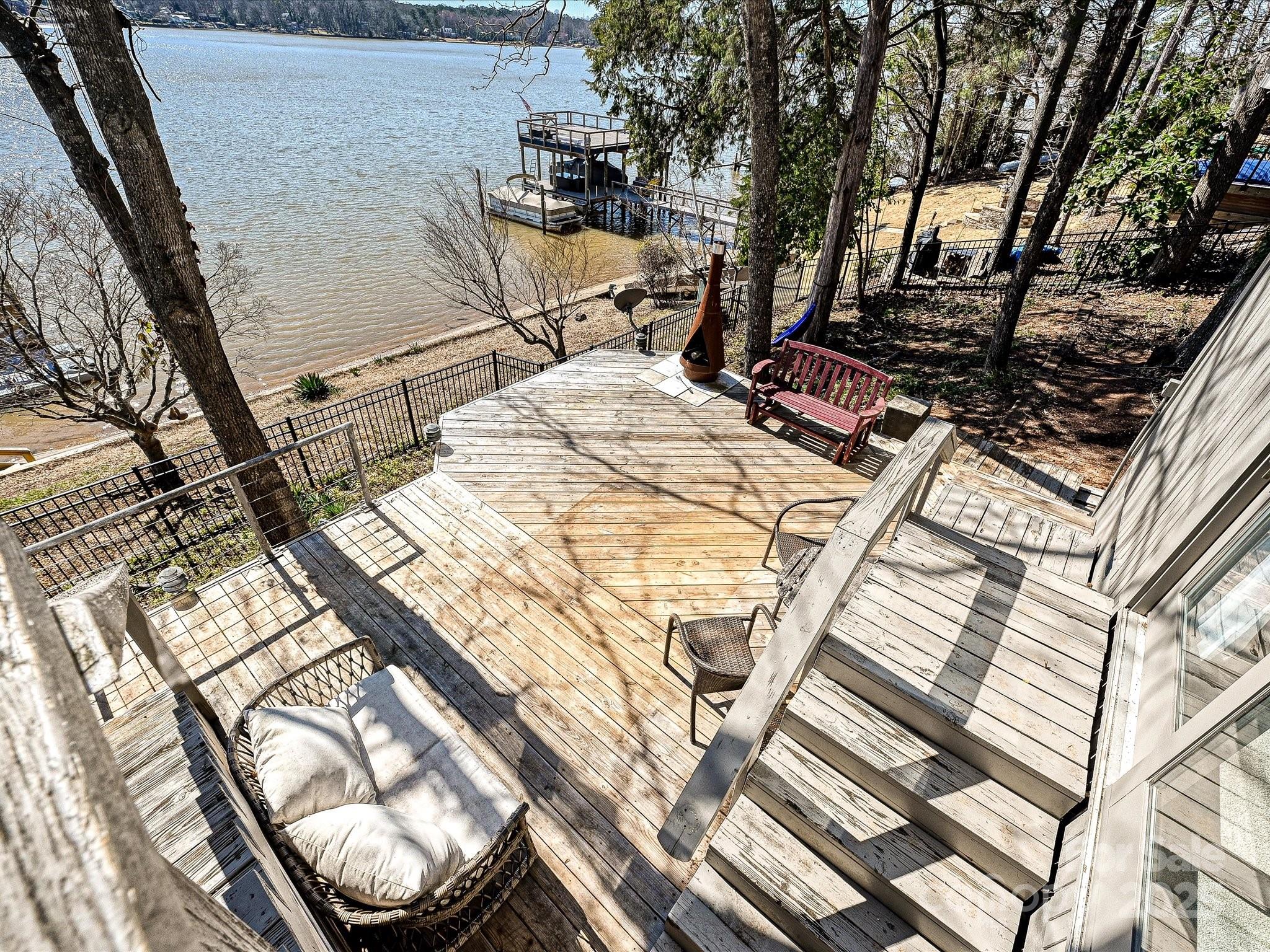 Tega Cay - Residential