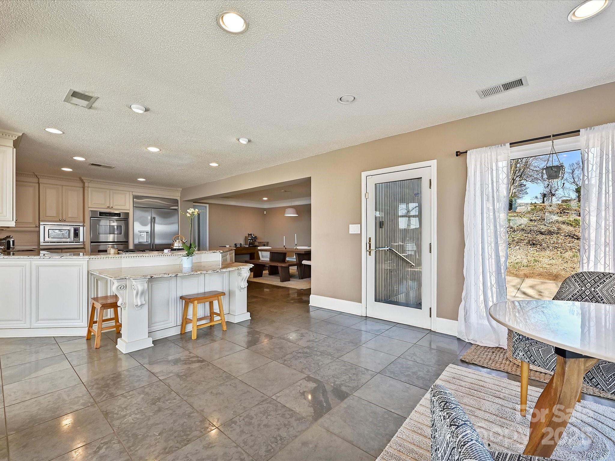 Tega Cay - Residential