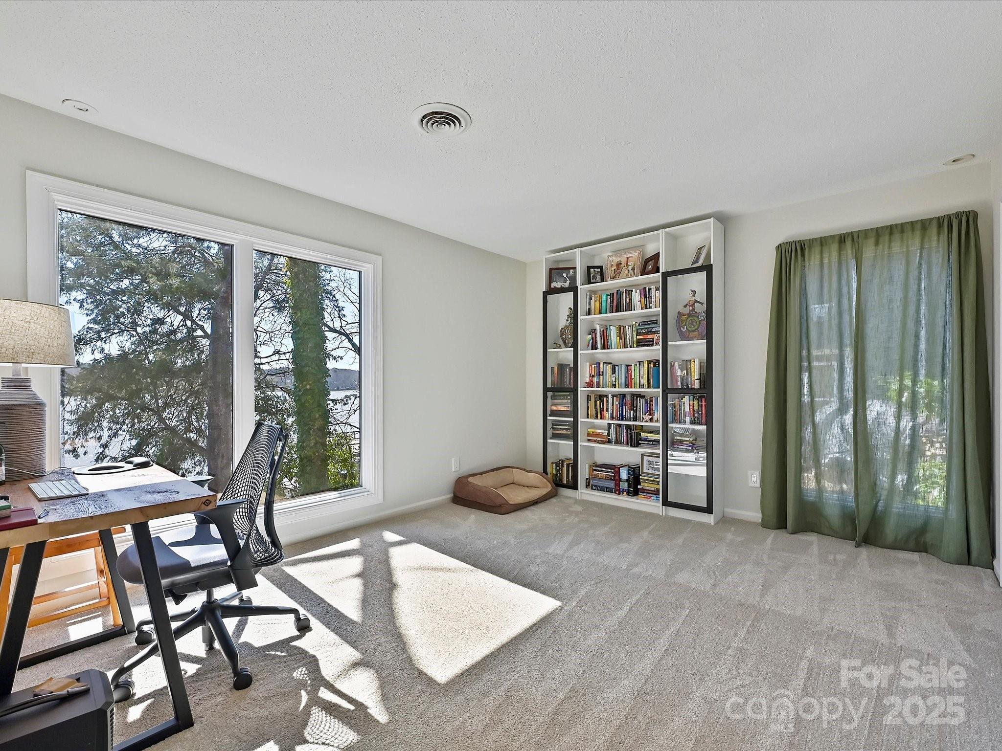 Tega Cay - Residential