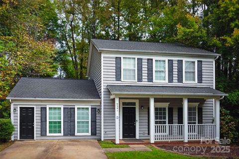Photo of 9201 Rotherham Lane, Charlotte, NC 28216 (MLS # 4316526)