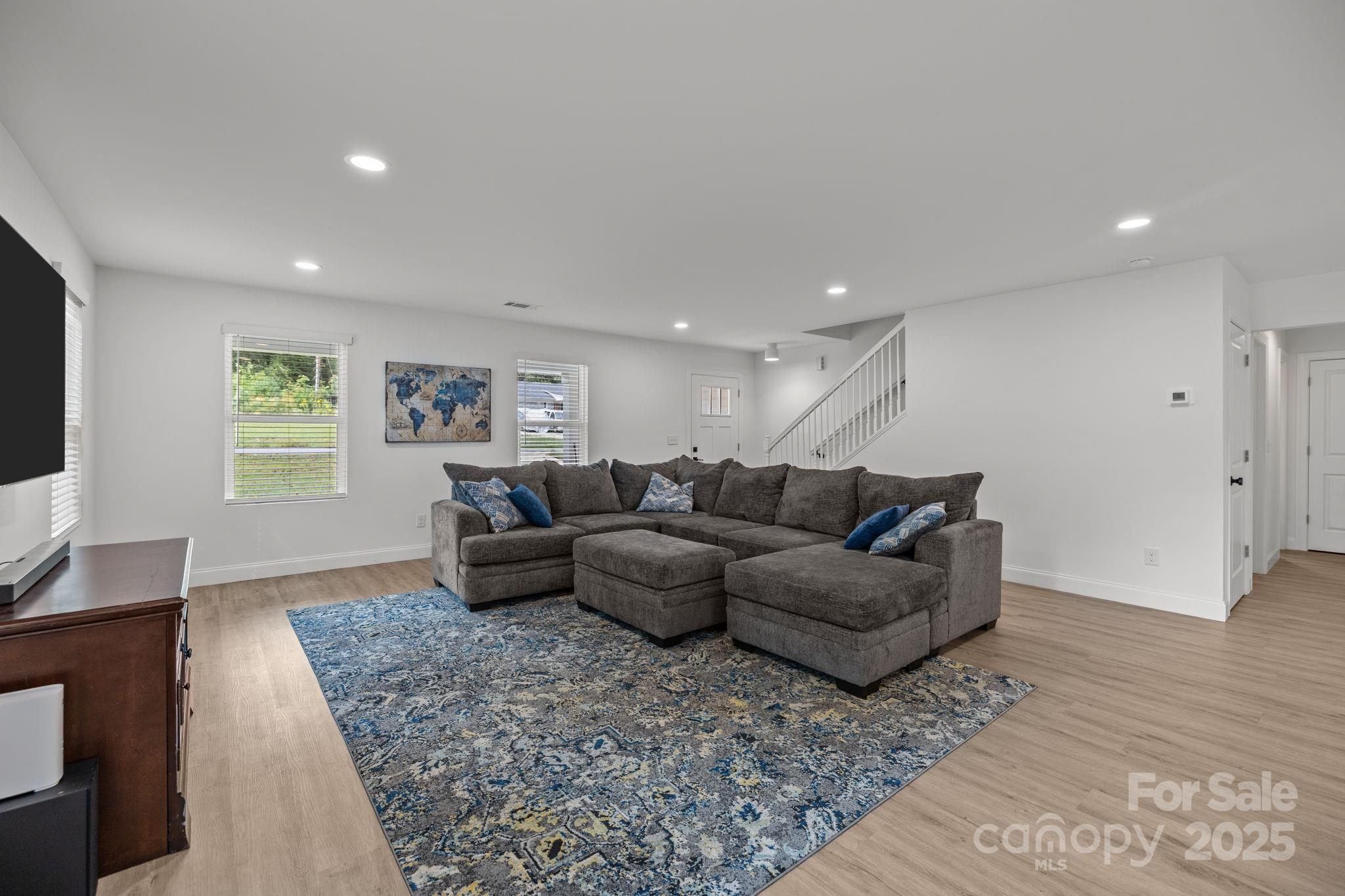 1100 Jenkins Drive