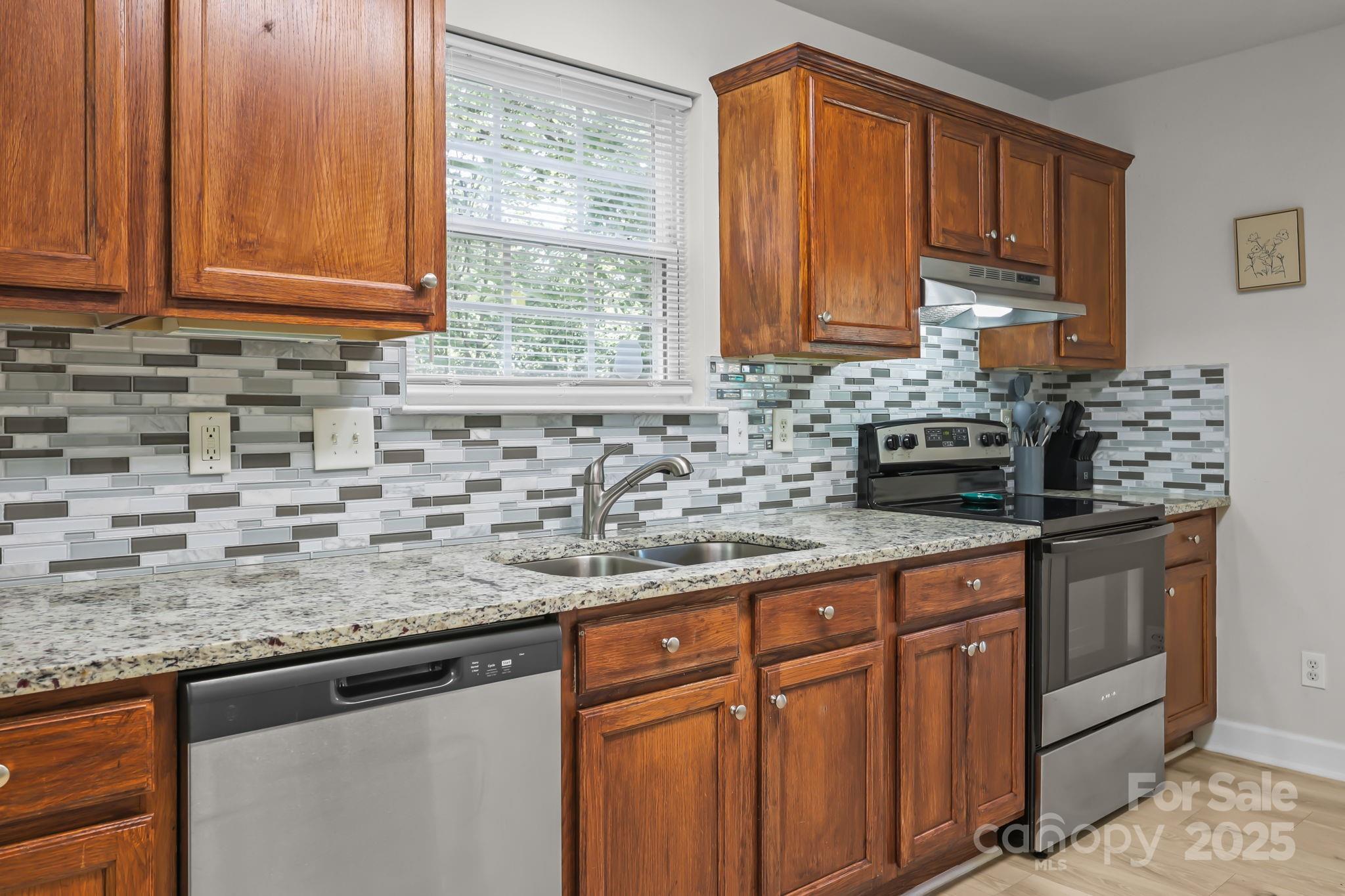 N.B. Robinson - Residential