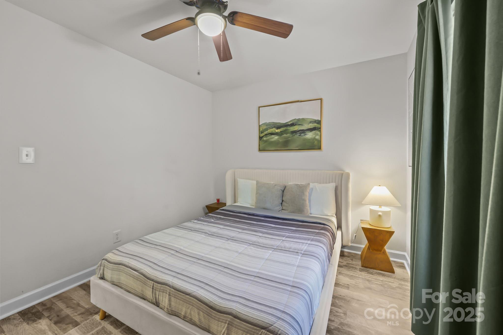 N.B. Robinson - Residential