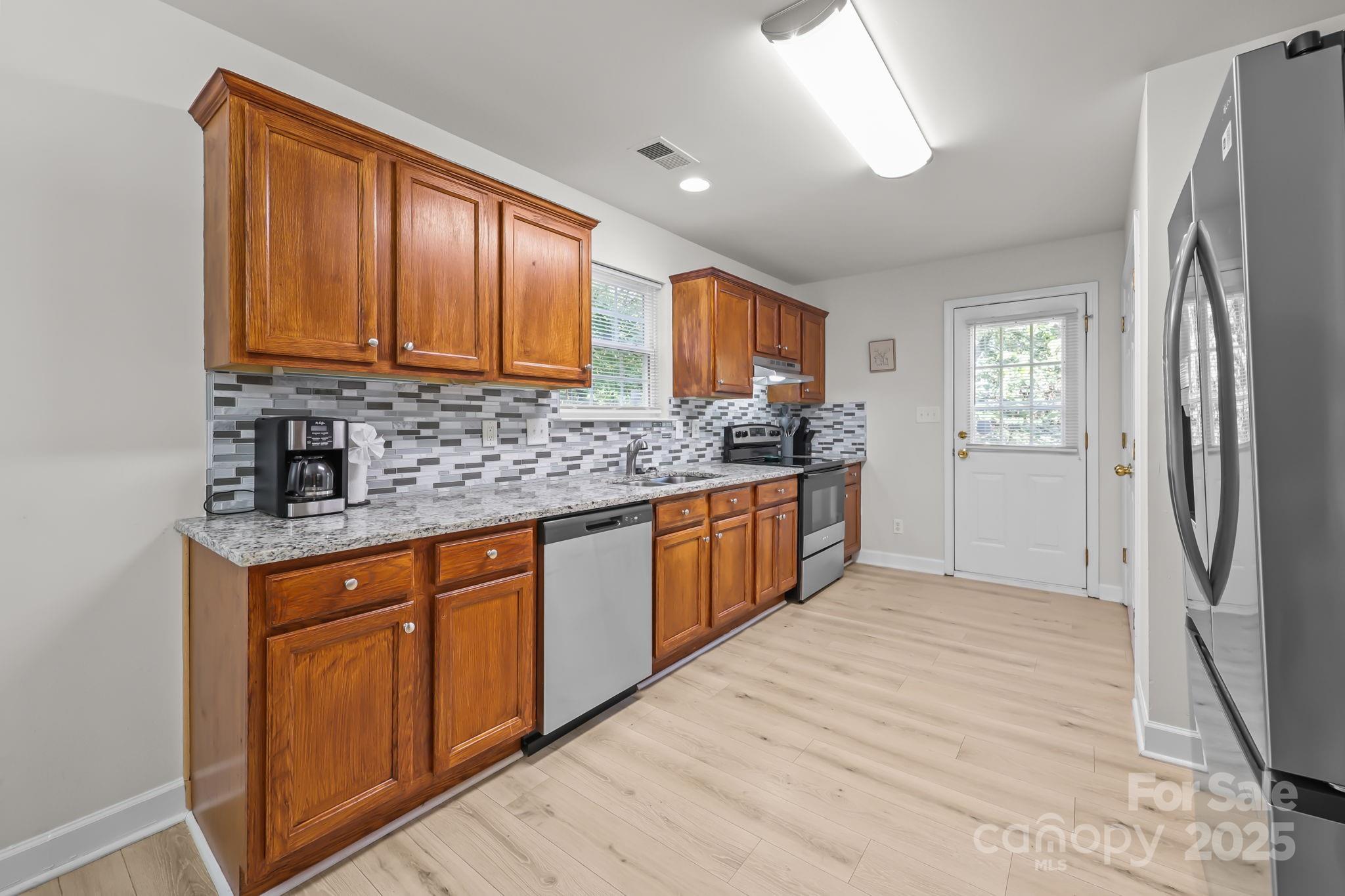 N.B. Robinson - Residential