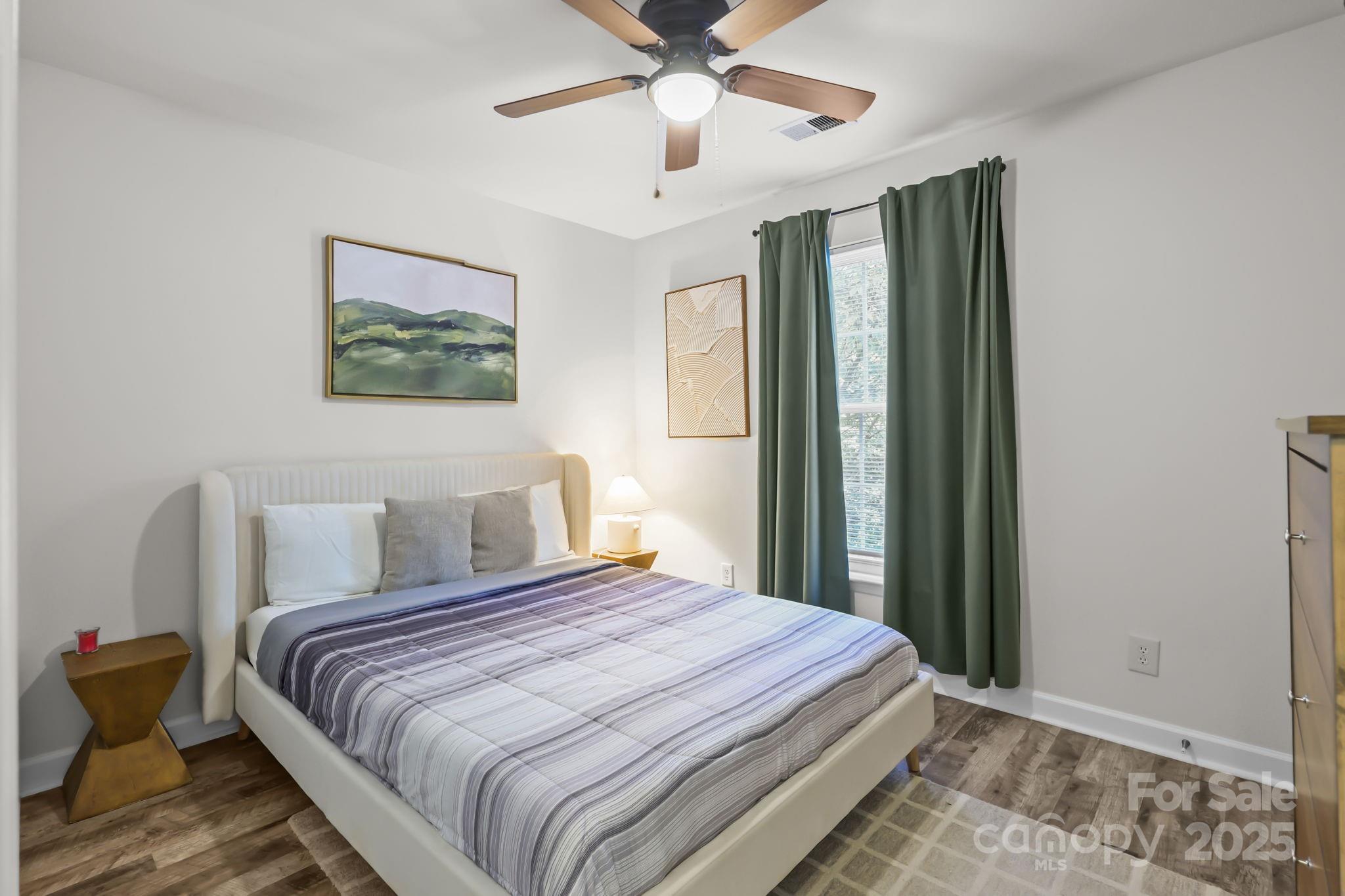 N.B. Robinson - Residential