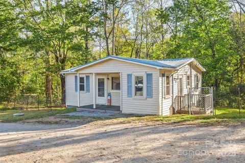 4134 Cook road Extension Valdese NC 28690