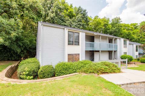 Photo of 11064 Harrowfield Road, Charlotte, NC 28226 (MLS # 4407071)