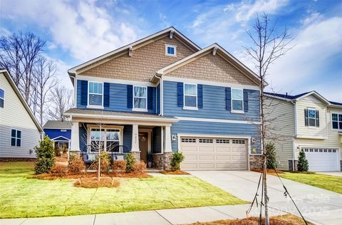 Photo of 2808 Westmont Drive, Gastonia, NC 28052 (MLS # 4311327)