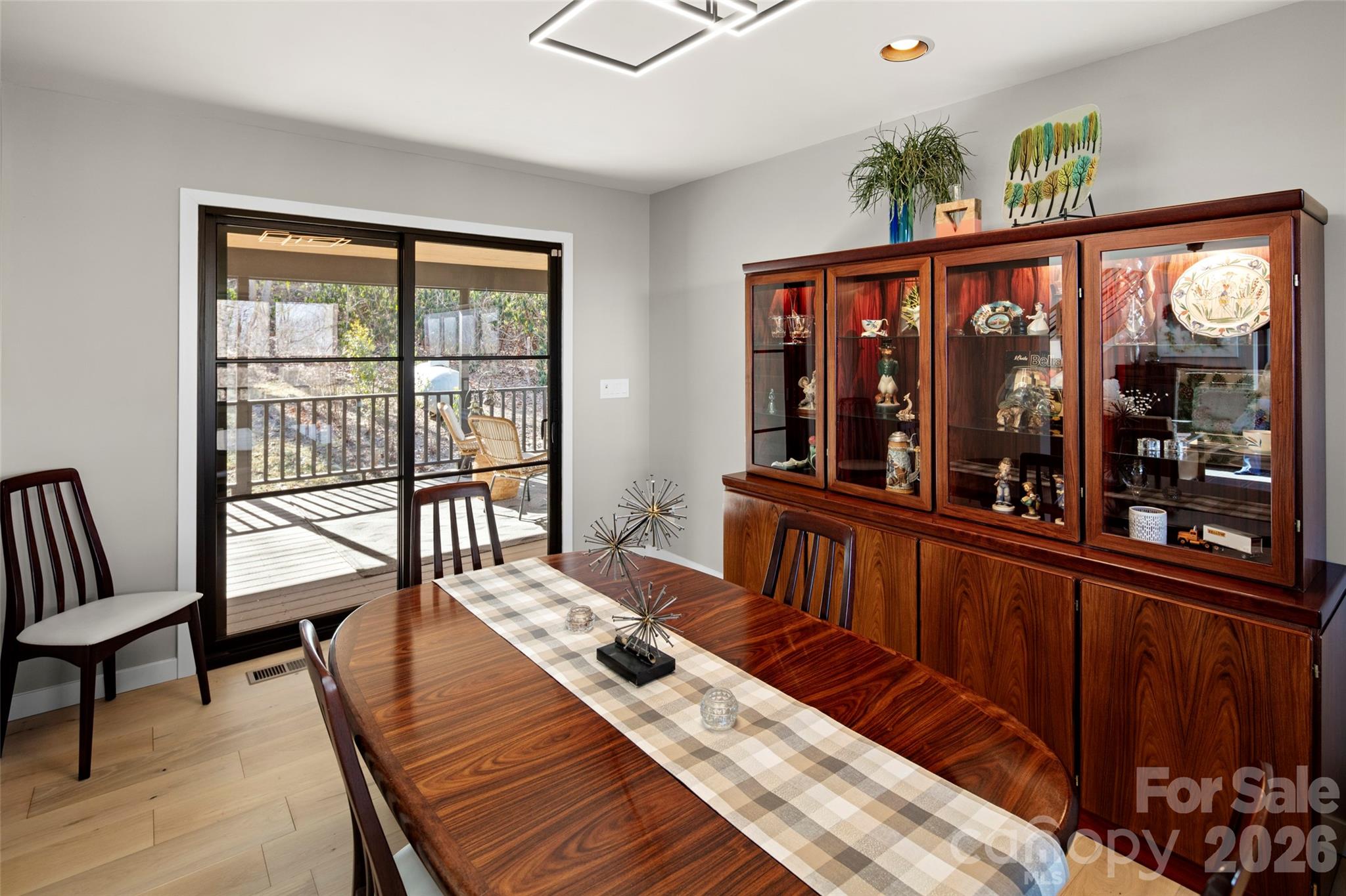 Davis Mountain Views - Residential