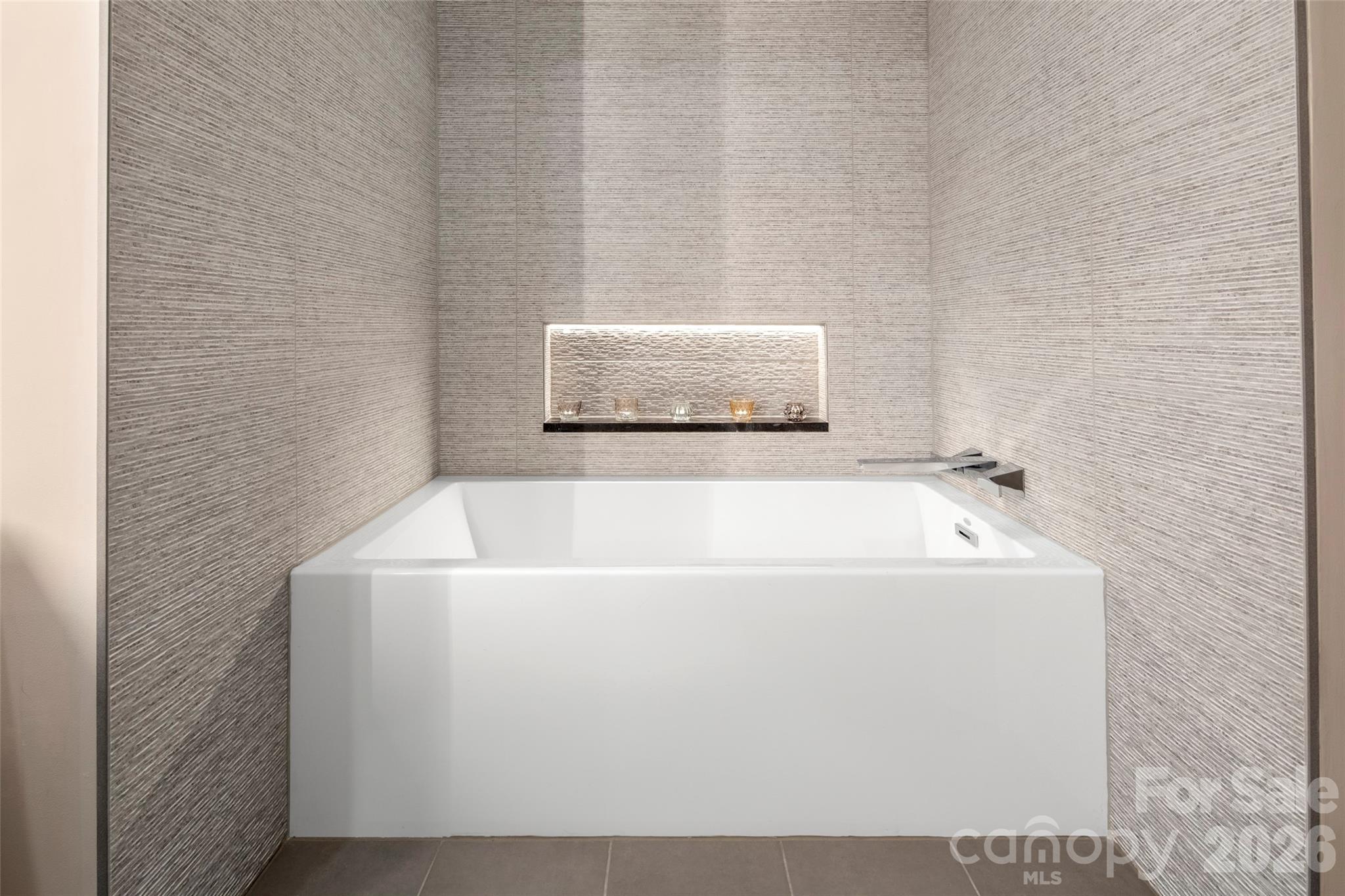 Davis Mountain Views - Residential