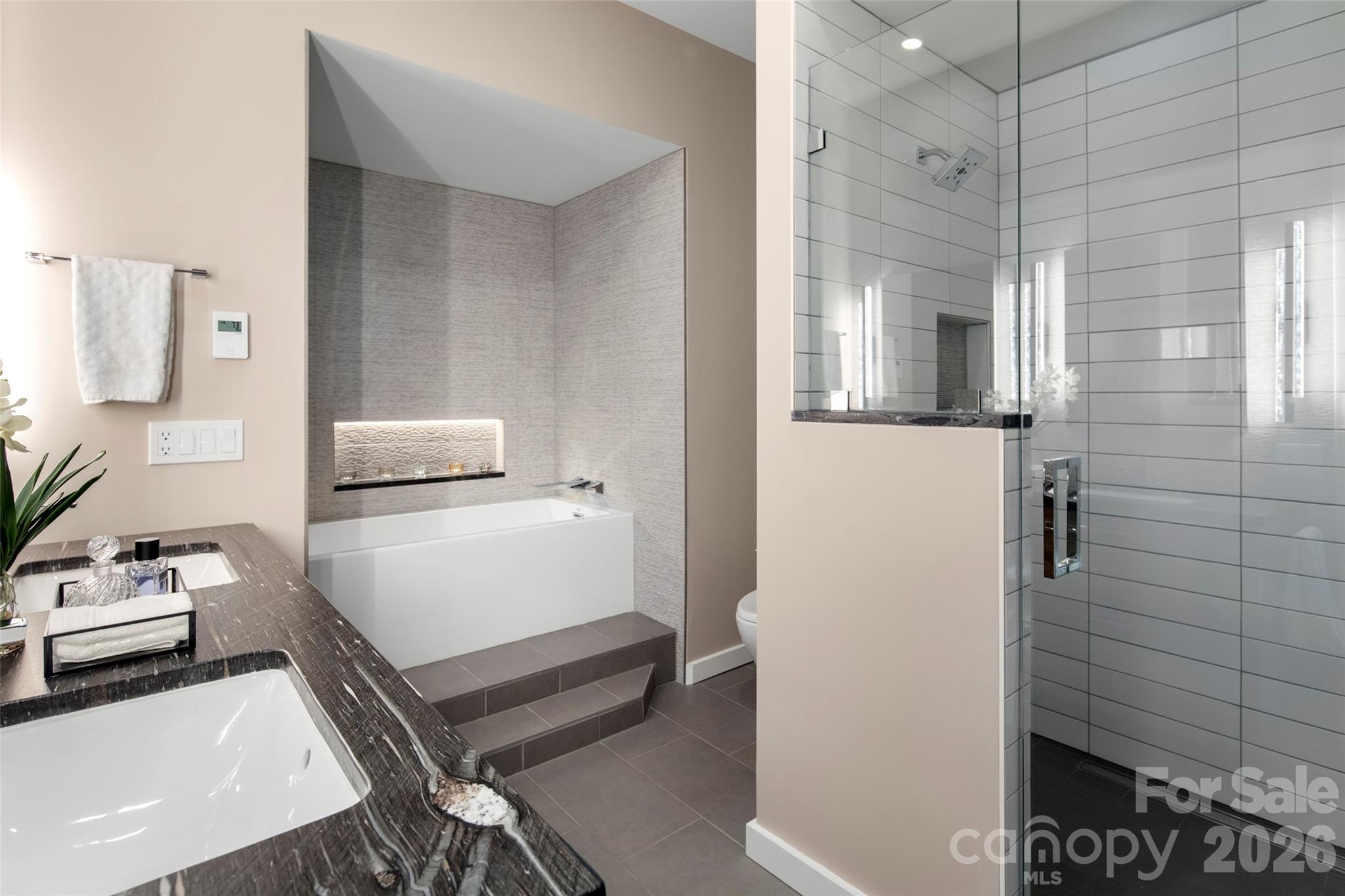 Davis Mountain Views - Residential