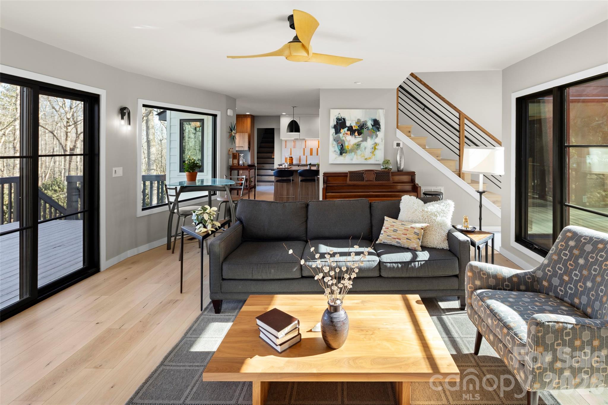 Davis Mountain Views - Residential