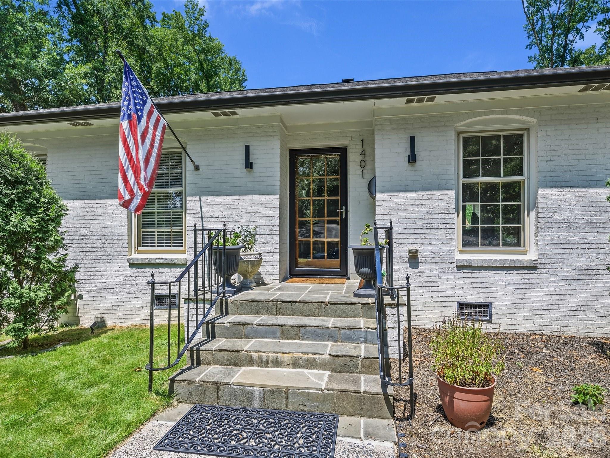 1401 Worcaster Place