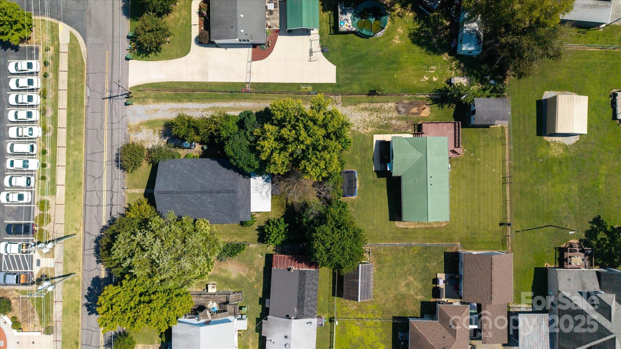 408 E Catawba Avenue