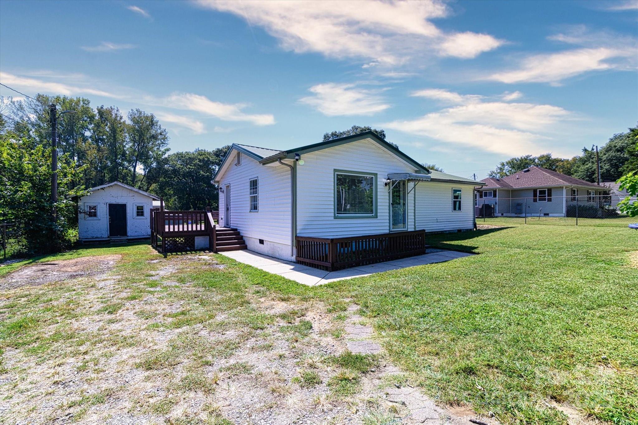 408 E Catawba Avenue