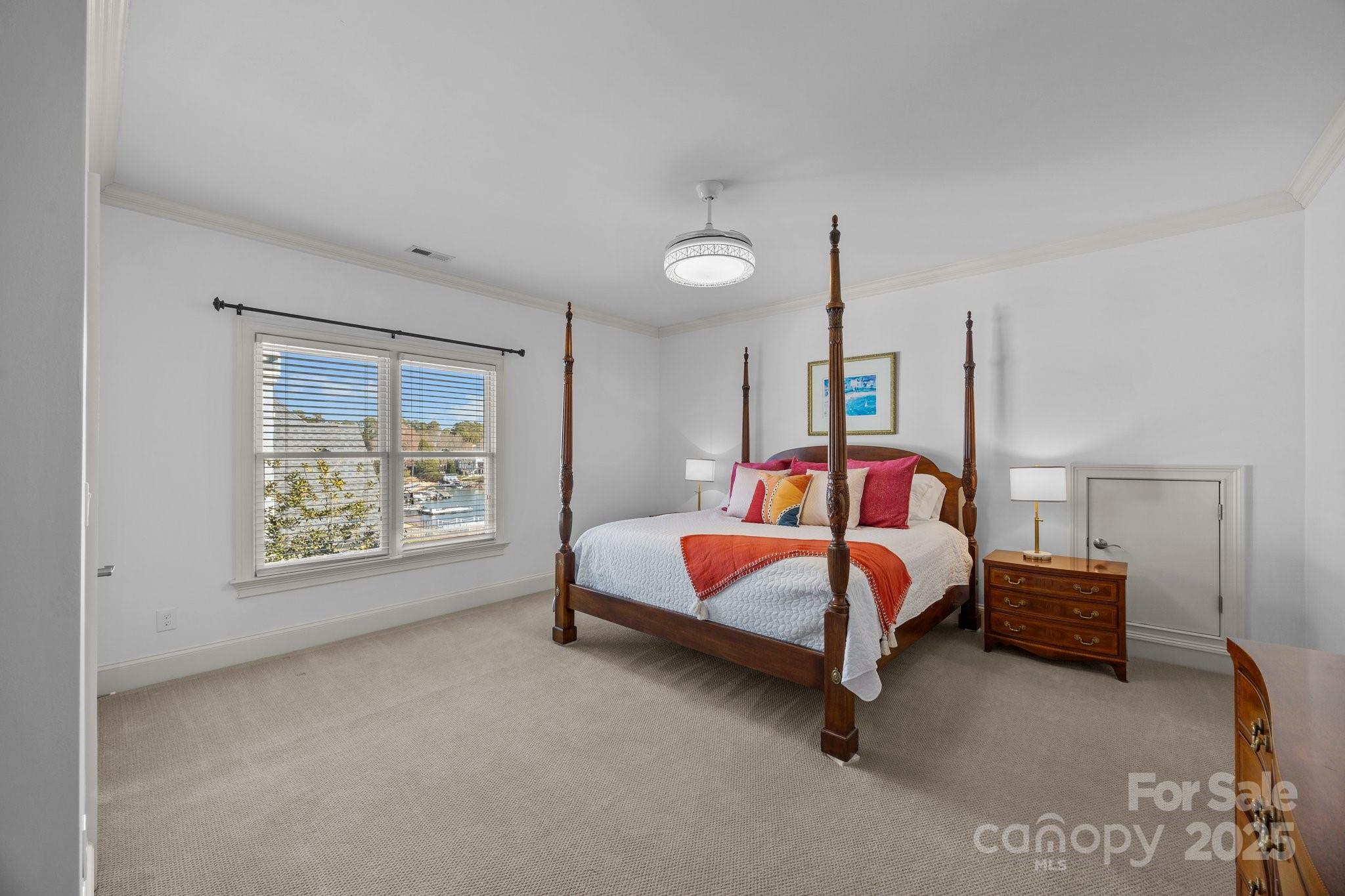 The Peninsula - Residential