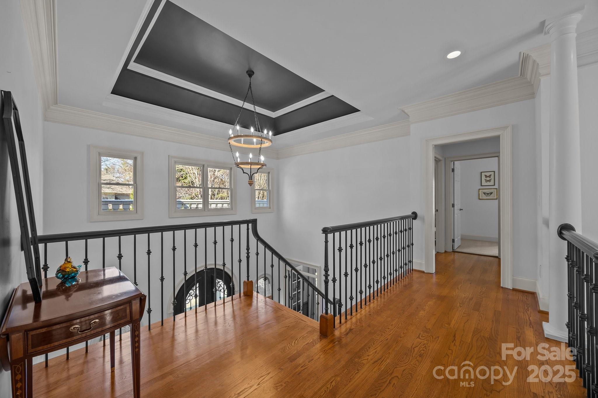 The Peninsula - Residential